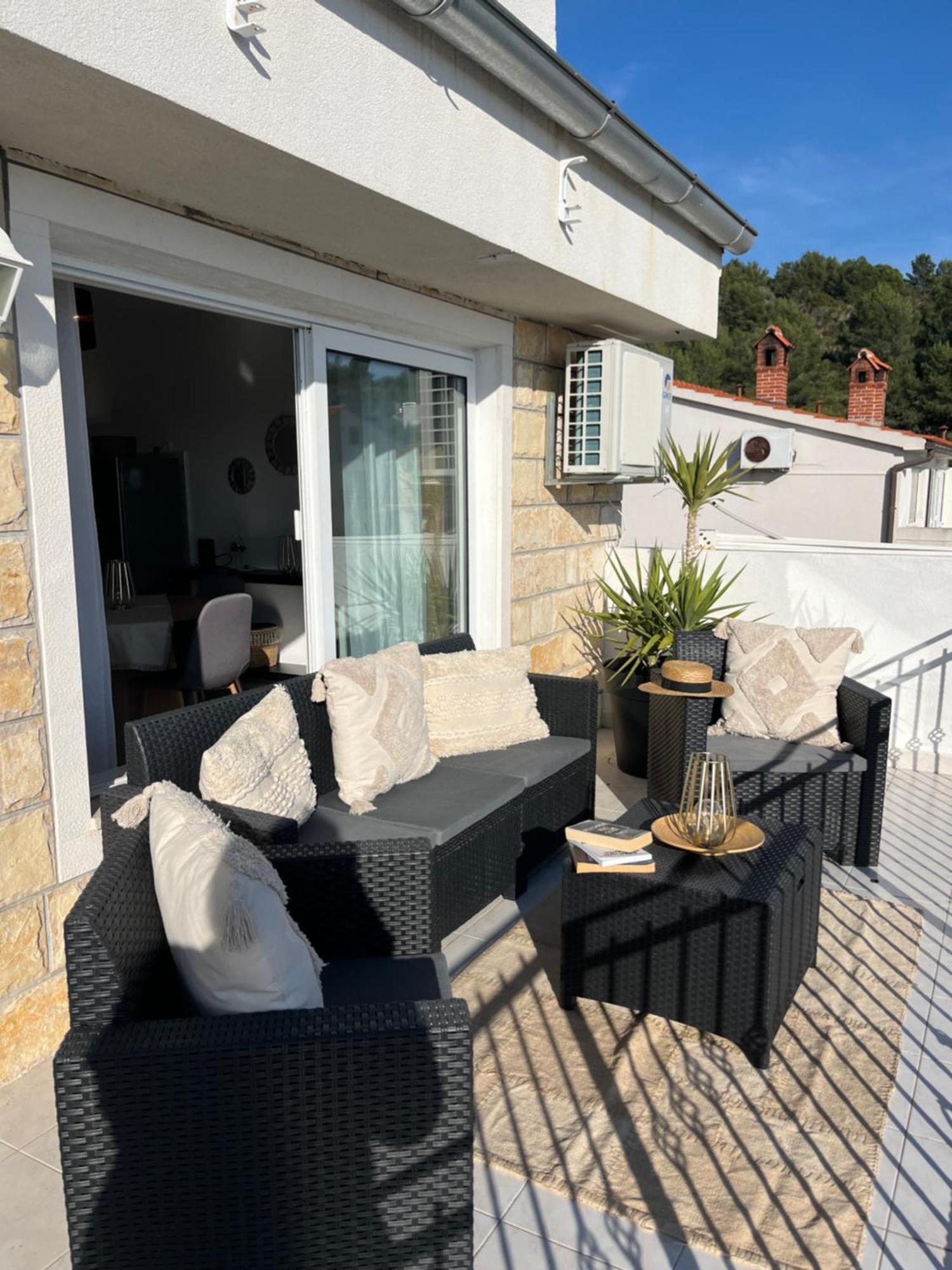 Apartments Tino Đảo Hvar Ngoại thất bức ảnh