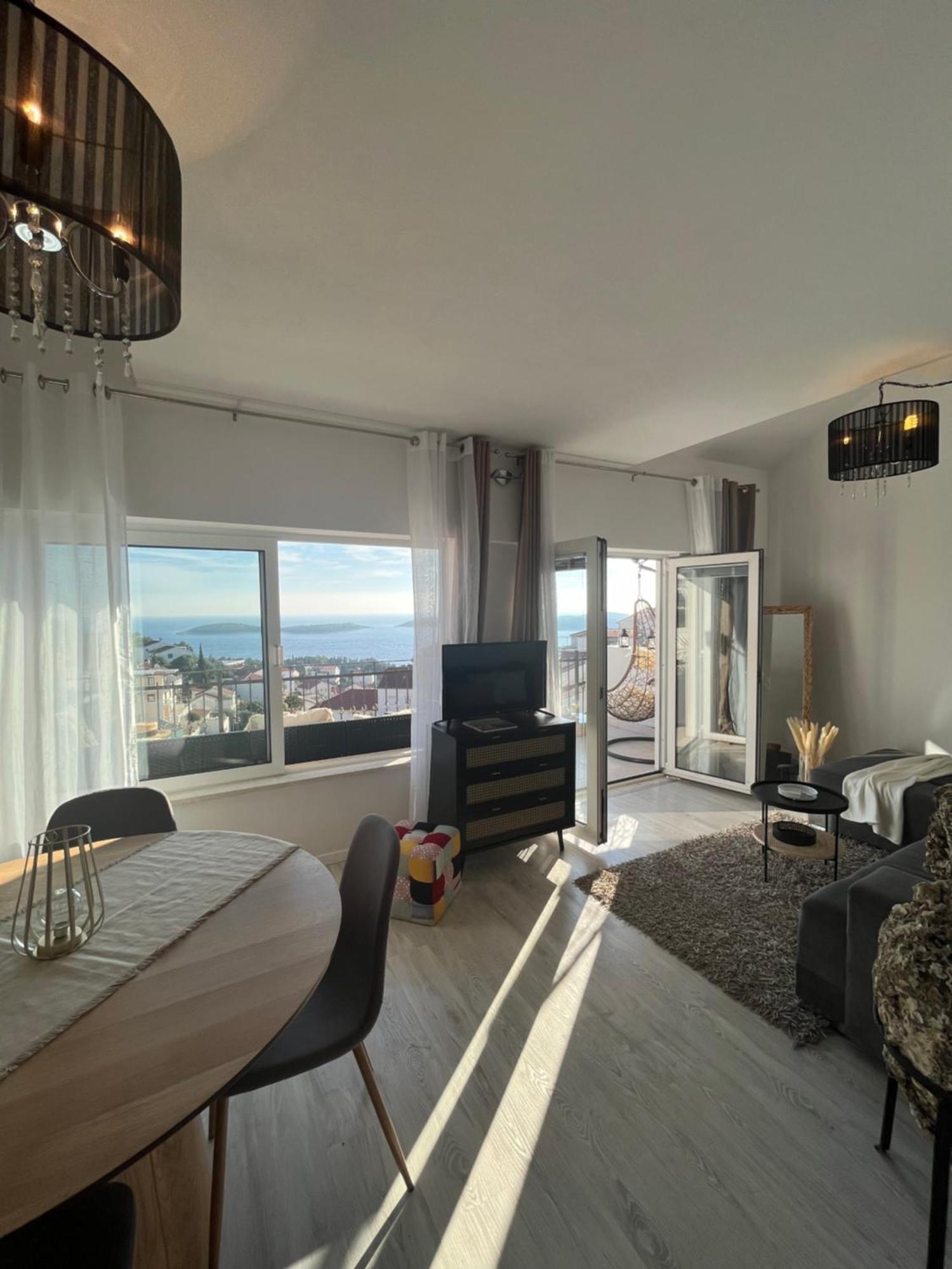 Apartments Tino Đảo Hvar Ngoại thất bức ảnh
