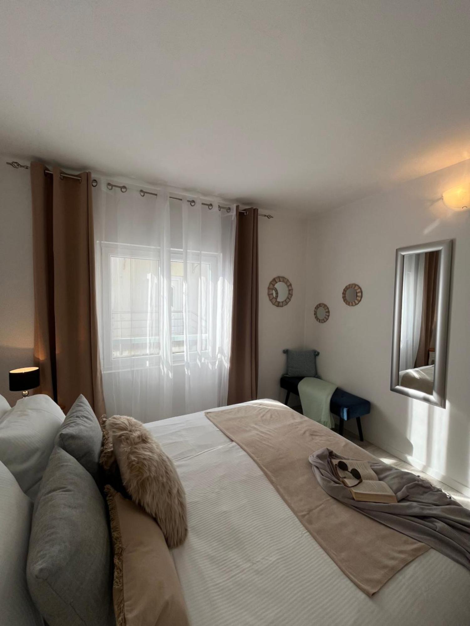 Apartments Tino Đảo Hvar Ngoại thất bức ảnh