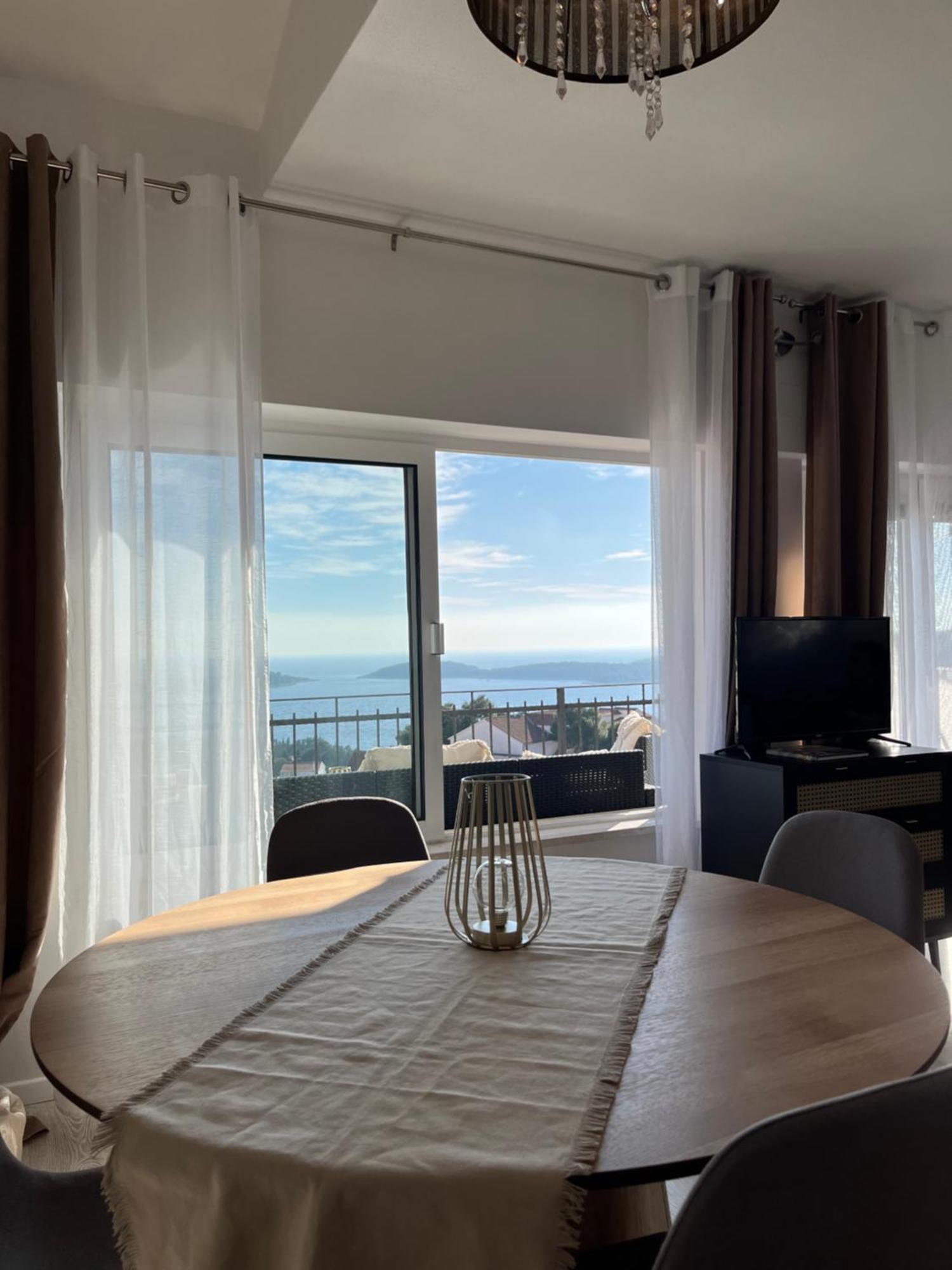 Apartments Tino Đảo Hvar Ngoại thất bức ảnh