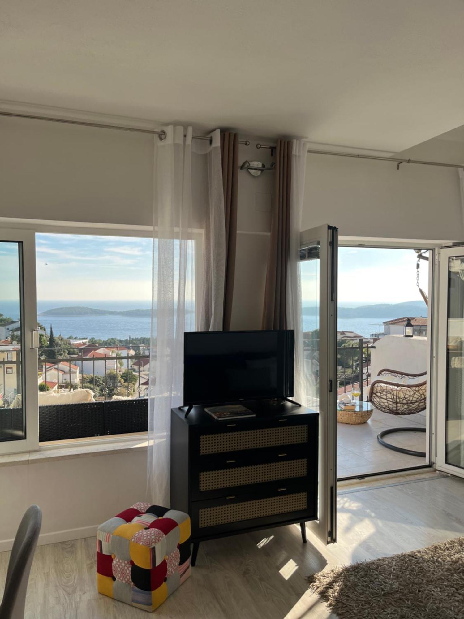 Apartments Tino Đảo Hvar Ngoại thất bức ảnh