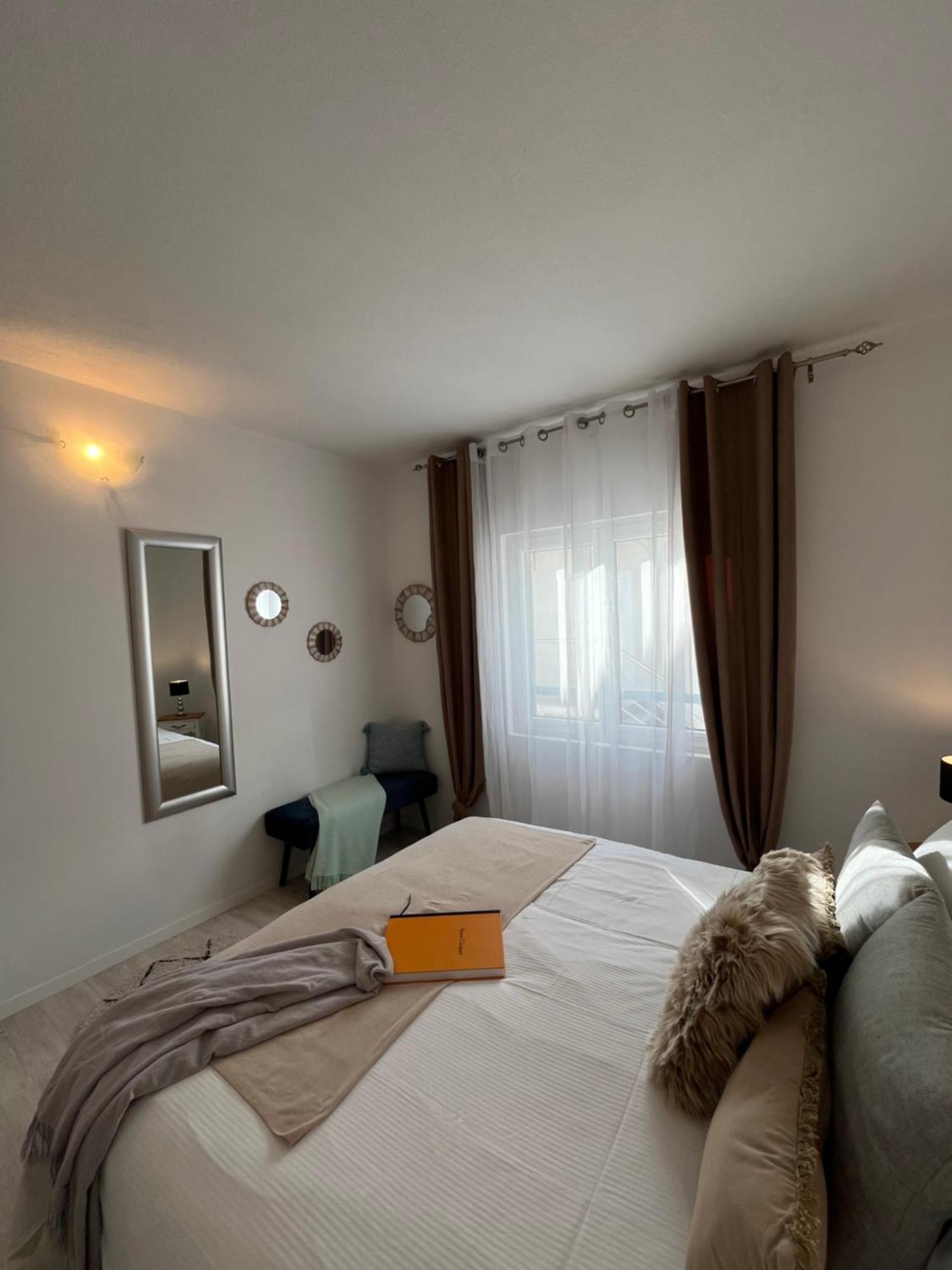 Apartments Tino Đảo Hvar Ngoại thất bức ảnh
