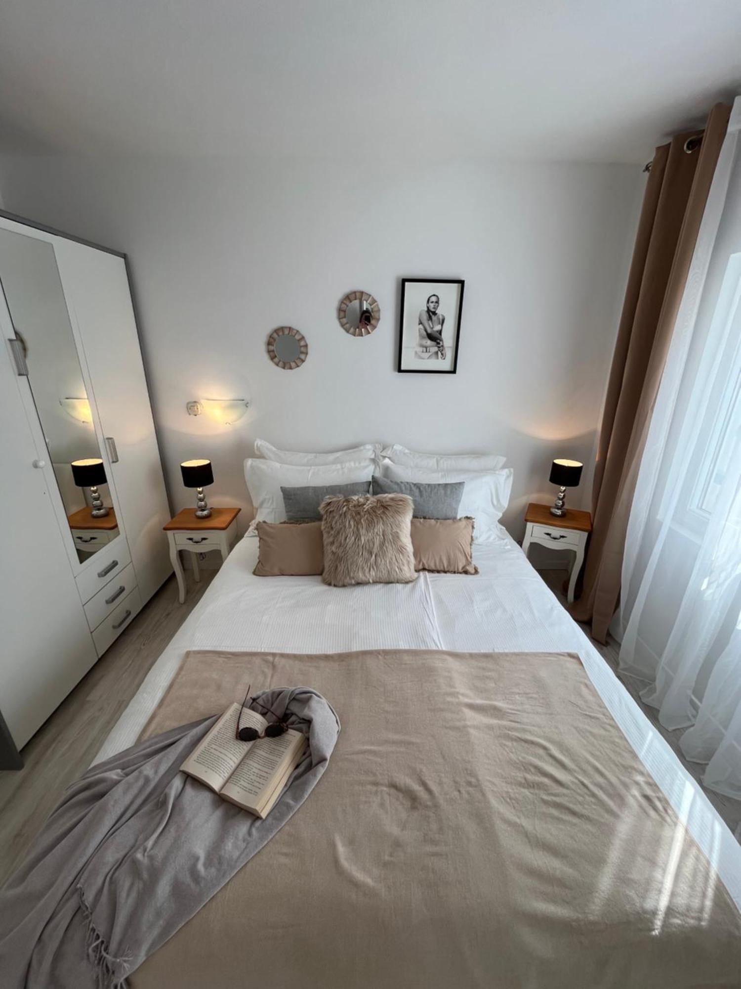 Apartments Tino Đảo Hvar Ngoại thất bức ảnh